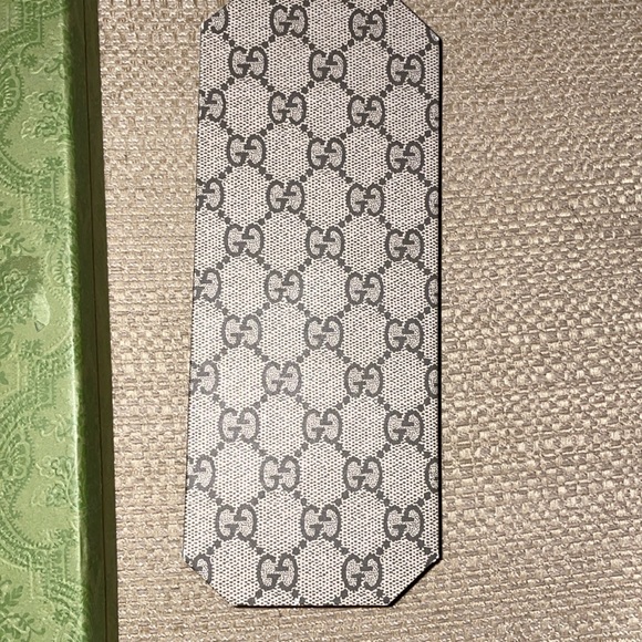 New authentic gucci x / Disney Donald Duck pencil set (limited edition) - Picture 6 of 12